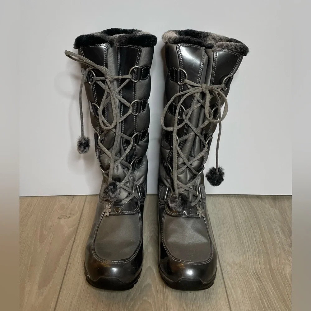EUC Sporto Grey Faux Fur Snow Boots Size 8 $78